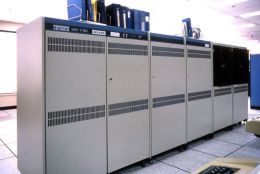 Hark (Open- or VAX-)VMS cluster.jpg