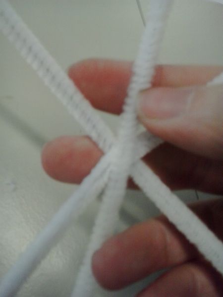 File:Pipe Cleaner Connector 3.jpg